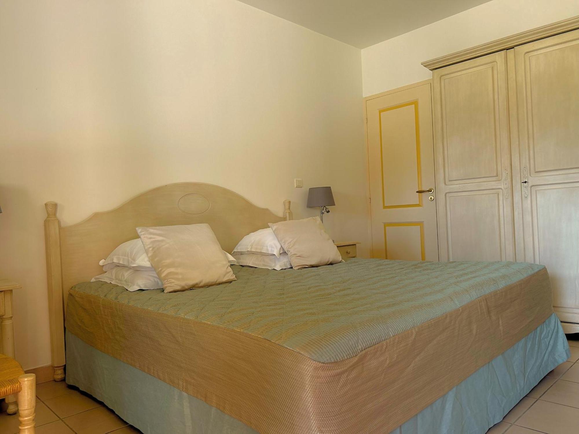 Hotel Terriciae Aux Portes De Maussane Les Alpilles Номер фото